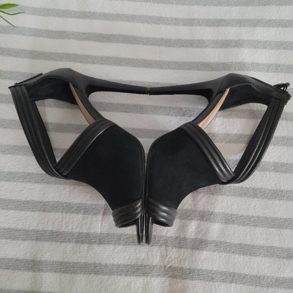 Joes Jean's Dexter Black Pumps - Picture 6 of 11